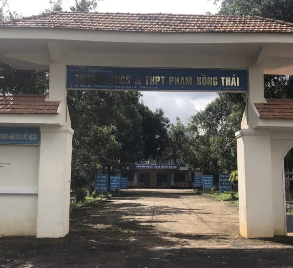 DỰ ÁN TẶNG SÁCH GIÁO KHOA CHO THƯ VIỆN TRƯỜNG THCS – THPT PHẠM HỒNG THÁI – GIA LAI